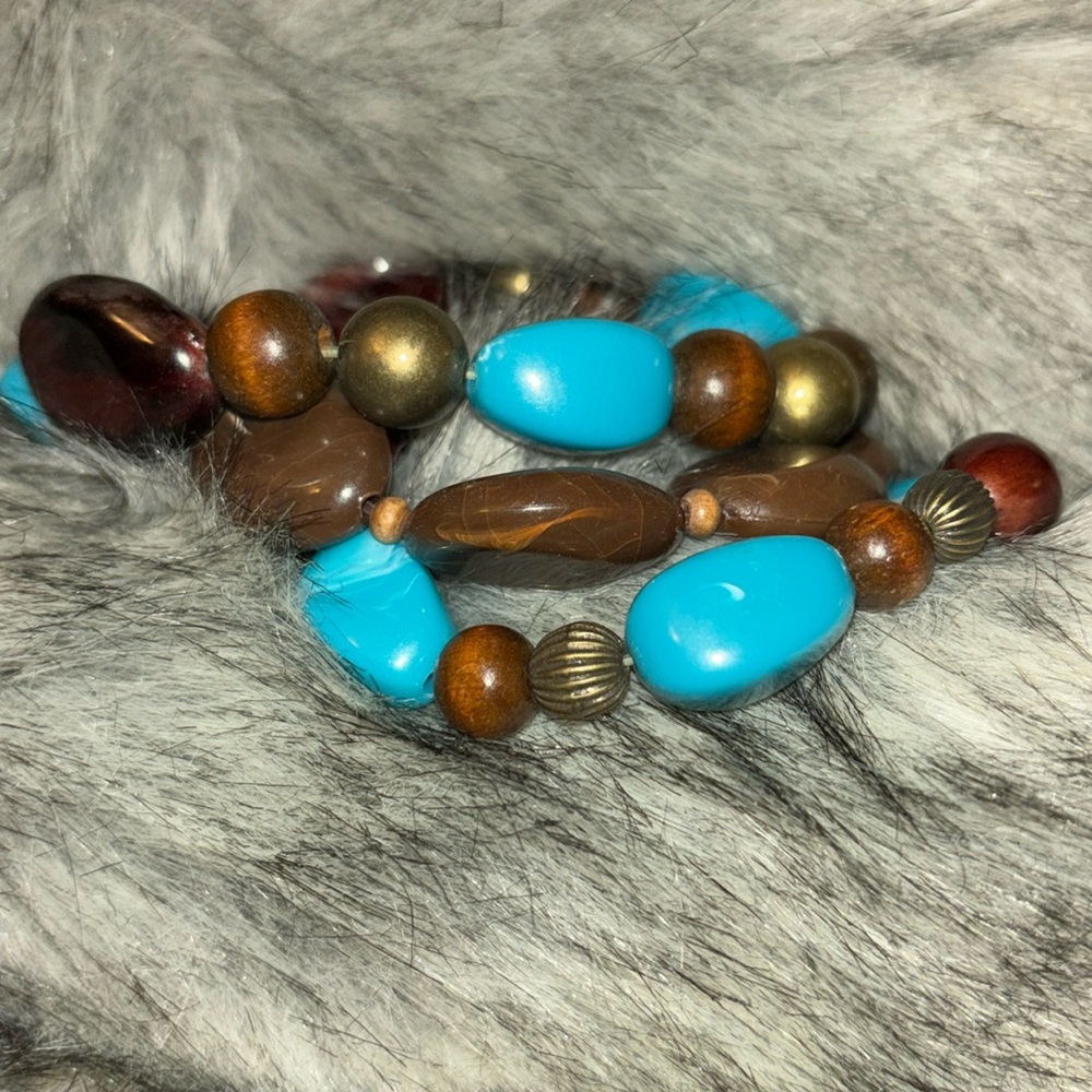 Bracelet set of three.